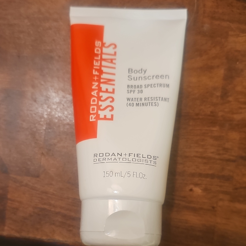 Rodan + Fields Essentials Body Sunscreen - White & Orange Tube BRAND NEW SEALED